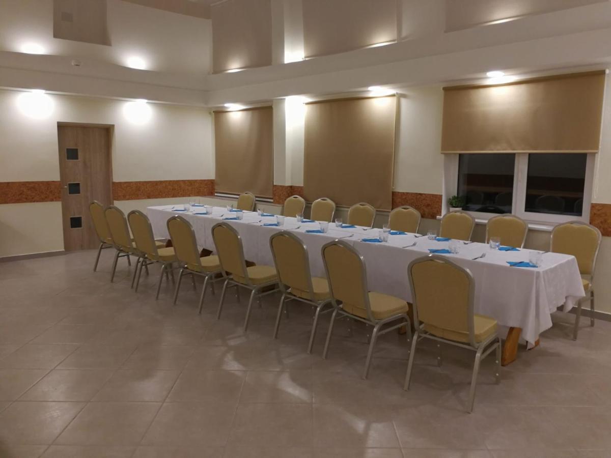 Viesbutis Kelyje Hotel Utena Ngoại thất bức ảnh